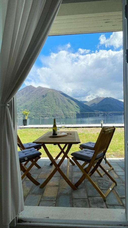 Lake View Apartment Argegno Buitenkant foto